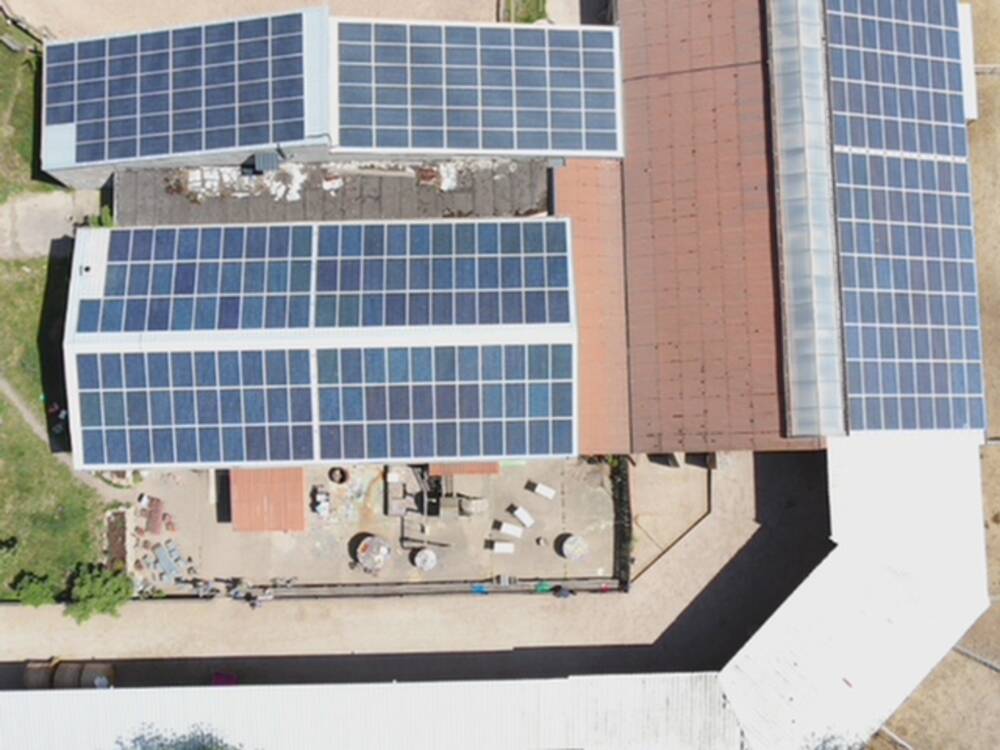Projektbild: Photovoltaik-Dachanlage mit 98 kWp
