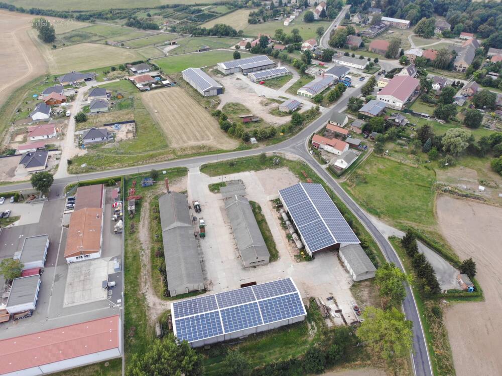 Projektbild: Photovoltaik-Dachanlage mit 336 kWp